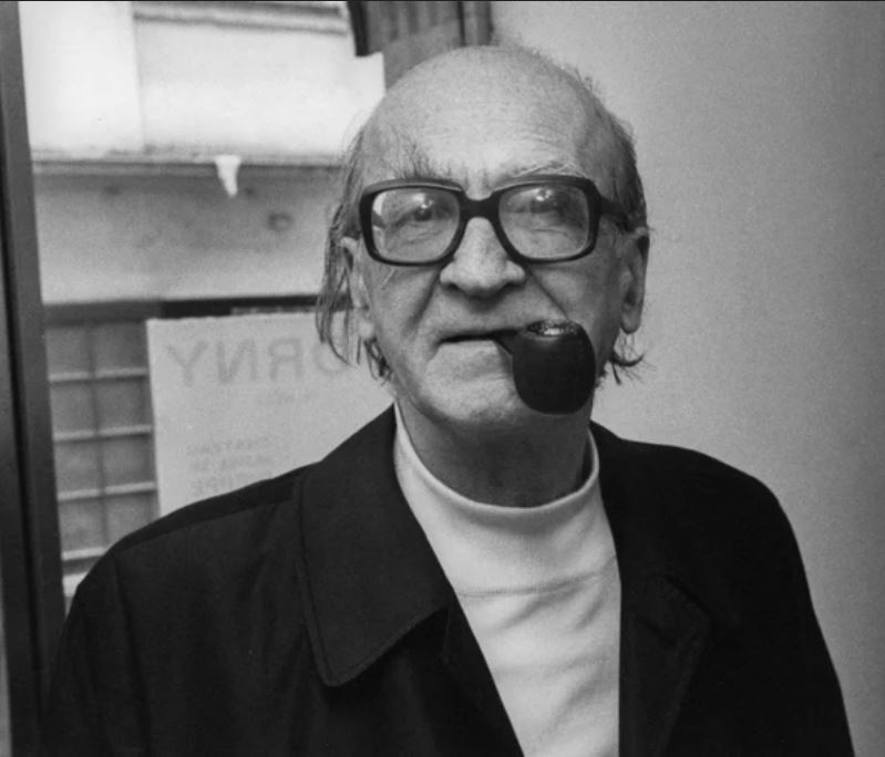 Mircea Eliade în ultimii săi ani de viață - poză alb negru